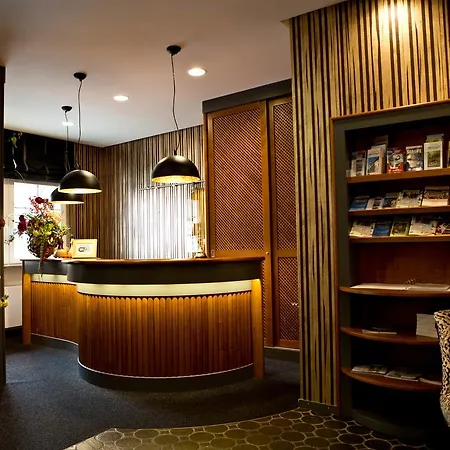 Hotell Karpfen 3*